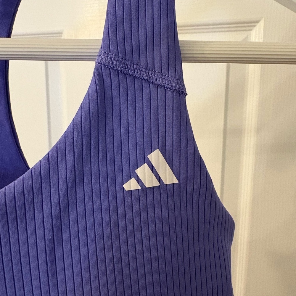 New Adidas Ribbed & Padded Purple Sports Bra Size Small - Medium Support - Picture 4 of 11